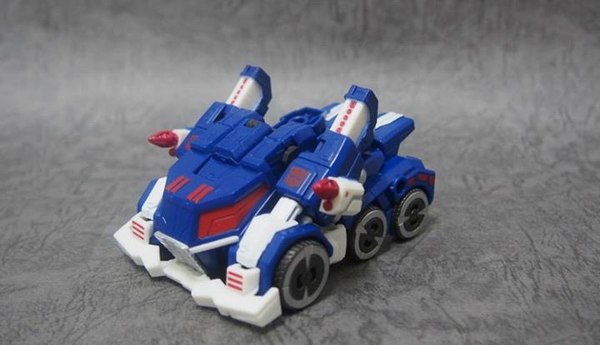 KFC KP 01UM Shoulder And Missile Kits For Fall Of Cybtertron Ultra Magnus And Optimus Prime  (17 of 28)